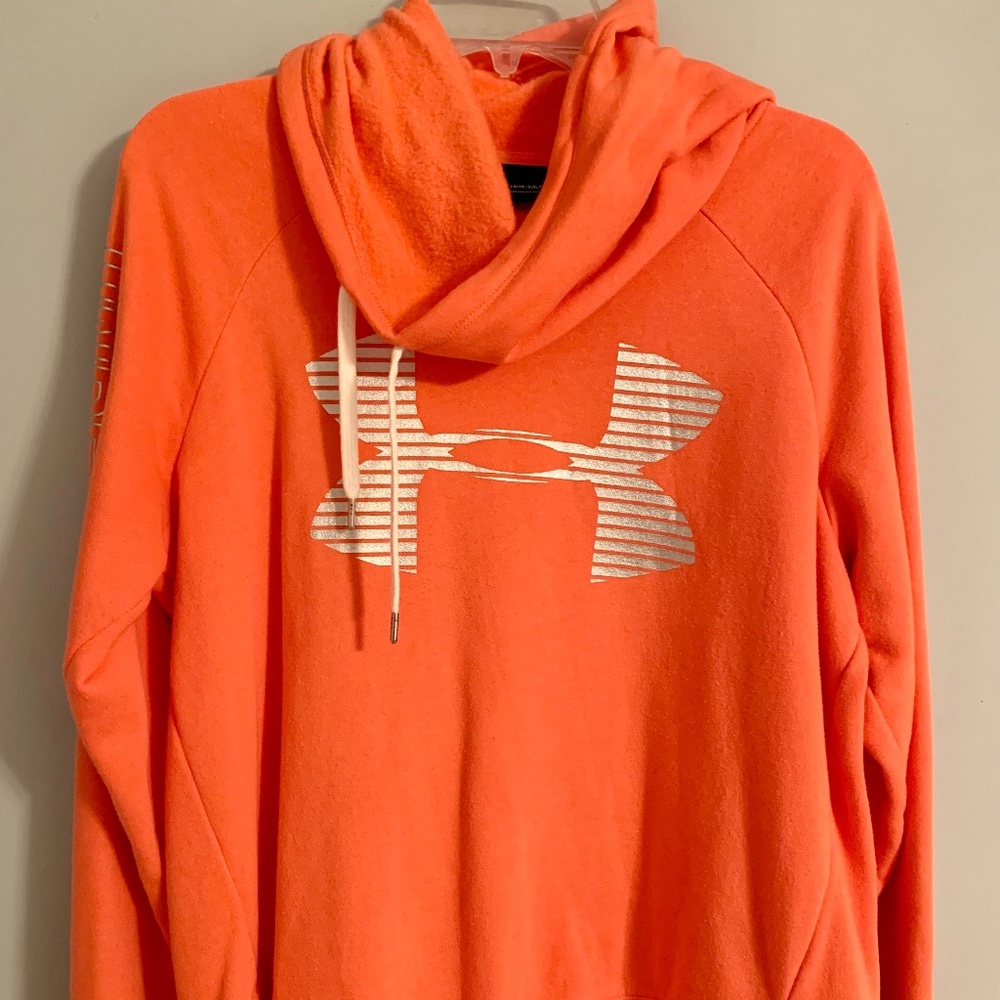 Under Armour Sweatshirt